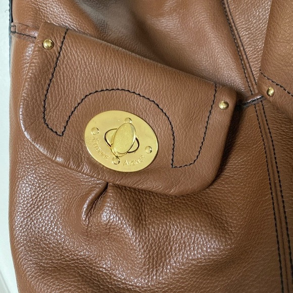 Etienne Aigner brown leather purse shoulder bag Womens gold tone toggle pockets - Picture 4 of 11